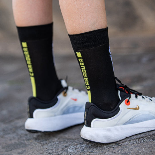 Calcetines Bordados Gorila Amarillo